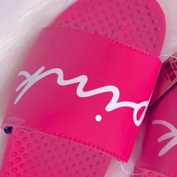 Victoria’s Secret PINK Slides Sandals NWT Excellent Condition - Picture 2 of 5